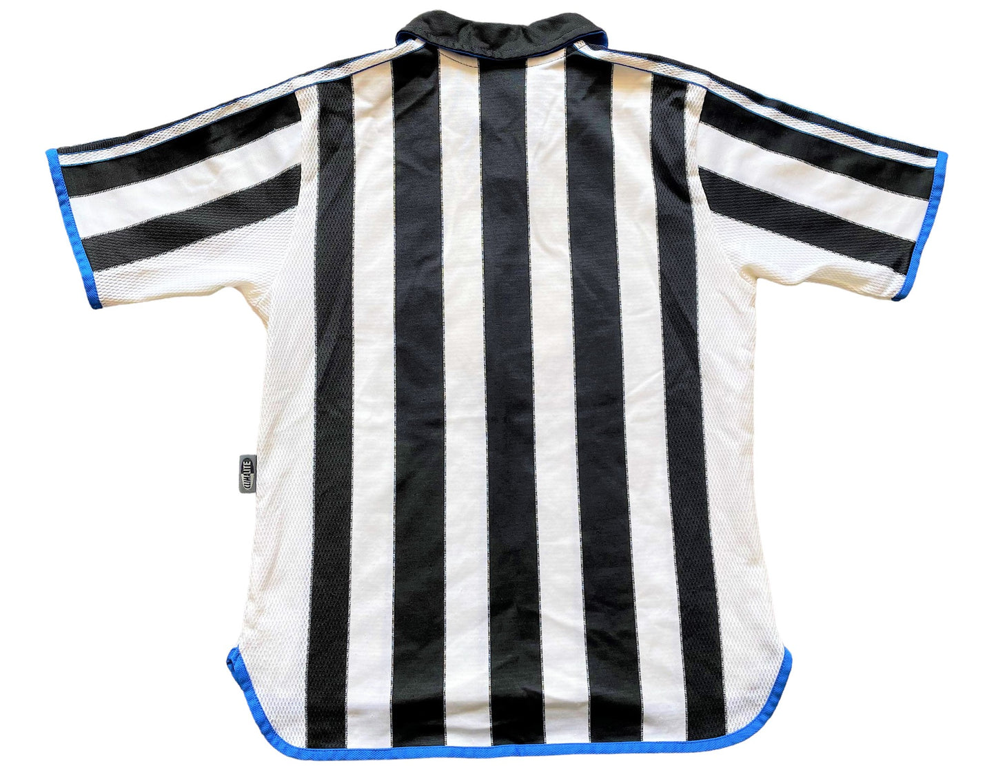 Newcastle 2000 Home Shirt (very good) Adults XS/YXL 164. Height 18.5 inches