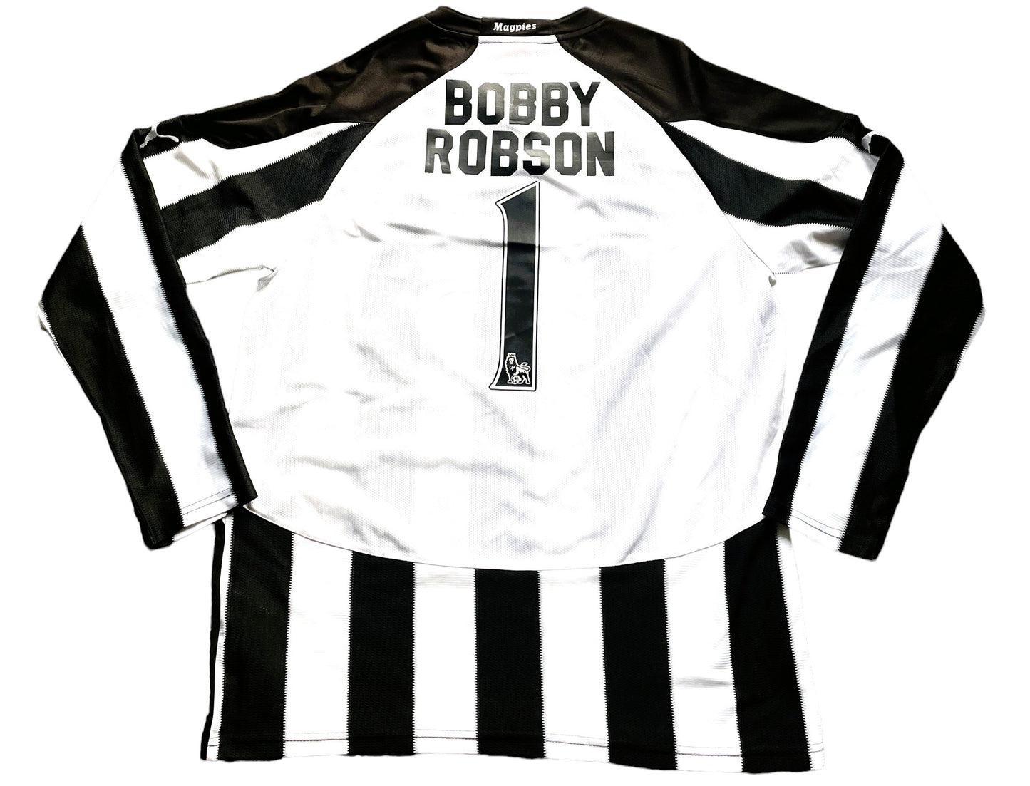 Newcastle 2010 Home Shirt 1 BOBBY ROBSON (very good) Adults Large