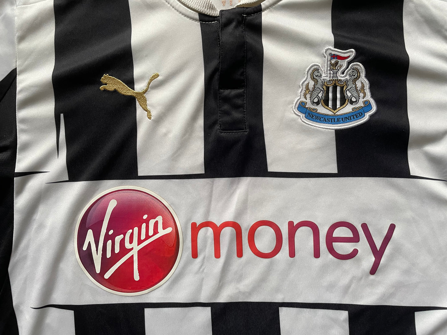 Newcastle 2012 Home Shirt (excellent) Adults Small