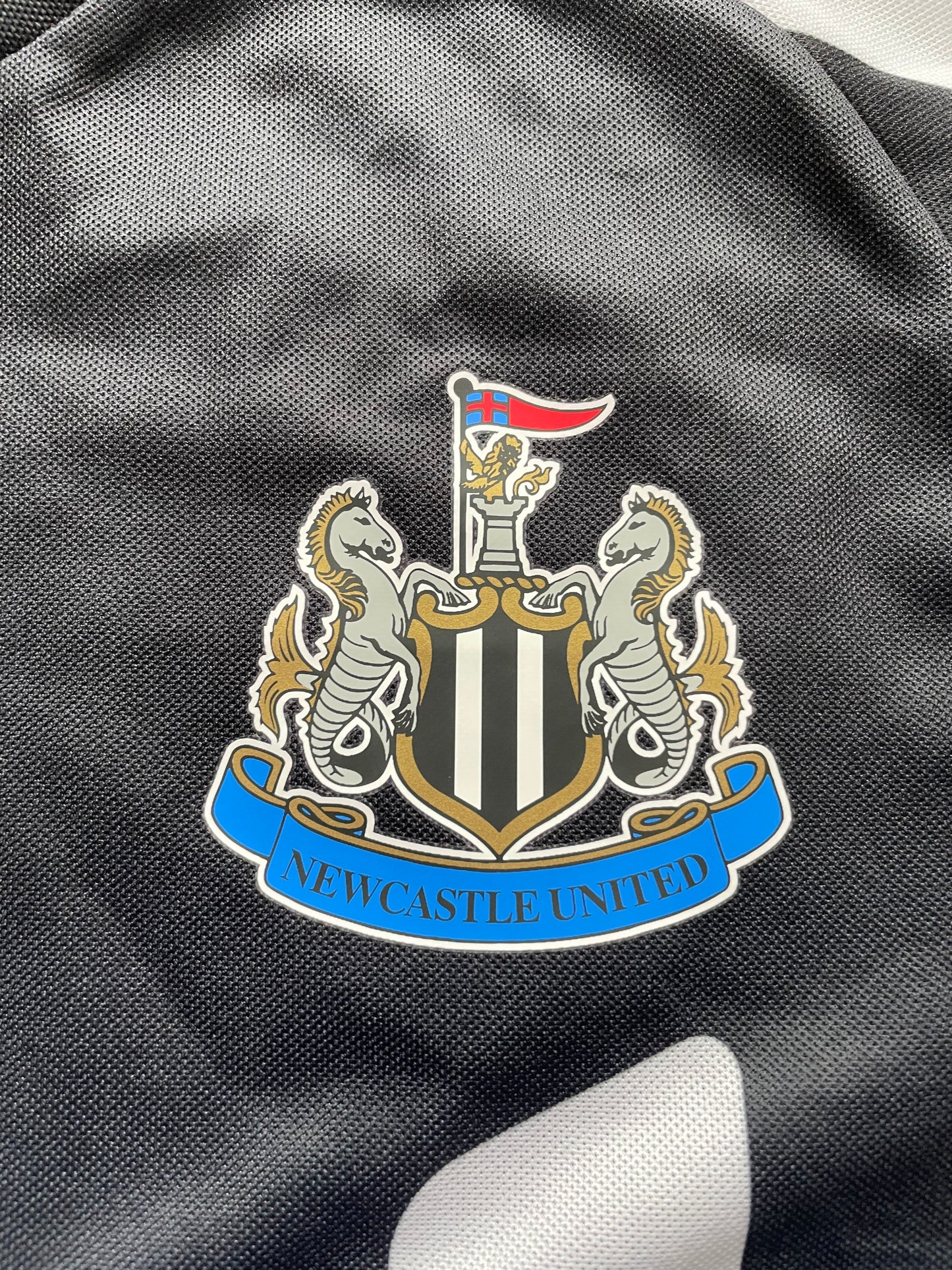 Newcastle 2014/15 Home Shirt (excellent) Adults XS/YouthXL 164 32/34 BNWT