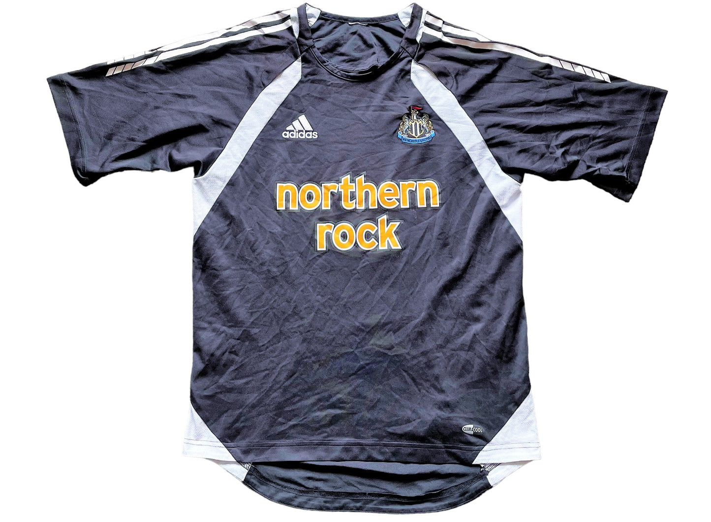 Newcastle 2005 Training Shirt (very good) tag removed Adult Small/Youth XL