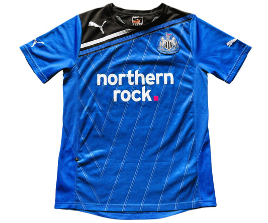 Newcastle 2011-12 Training Shirt (very good) Adults XS / Youths see below