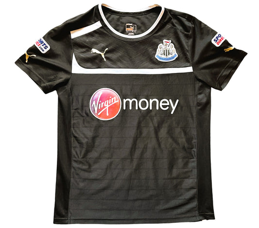 Newcastle Training Top 2012 -13 (very good) Adults Medium Puma