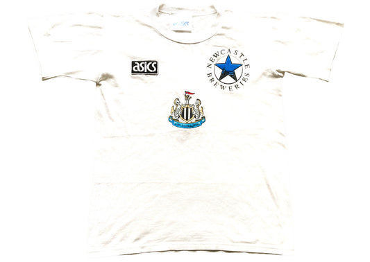 Newcastle T Shirt 1993-94 (good) AdultsXS tho Large Boys on tag