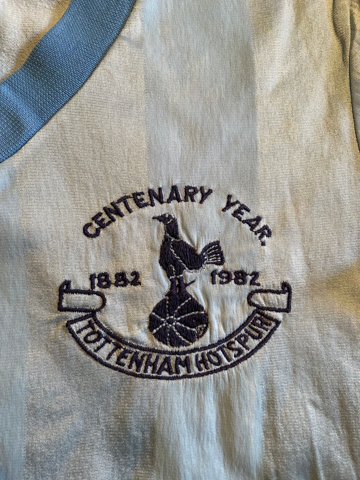 Tottenham 1982 Away Shirt (excellent) Youths 10-12. Height 17 inch