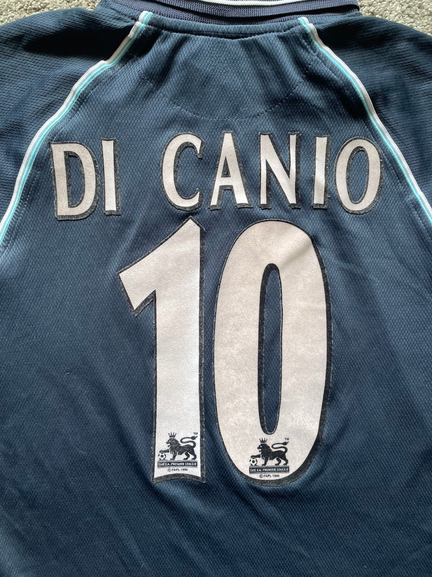 West Ham 1999-01 Third Shirt DI CANIO 10 (very good) AdultsXS tho XLBoys on tag