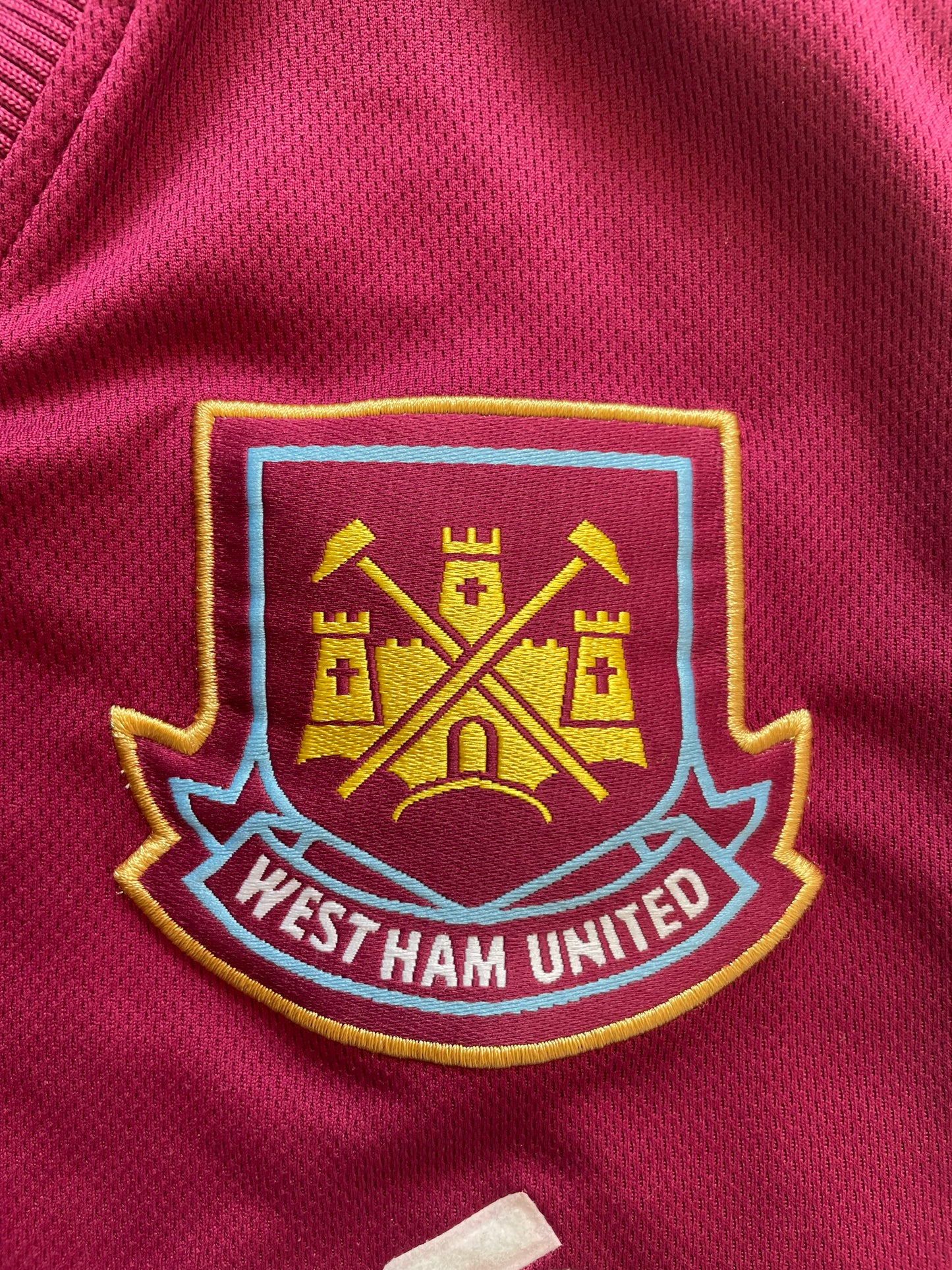 West Ham Home Shirt 1998-99 (excellent) Adults Small Score Draw official repro