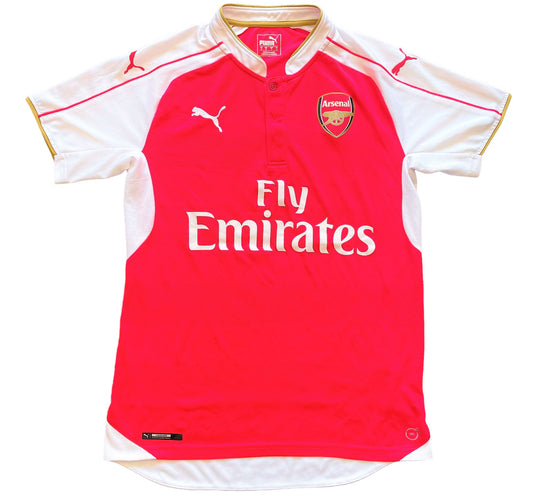 Arsenal Home Shirt 2015 -16 (very good) Adults Small. Height 22.5 inches.