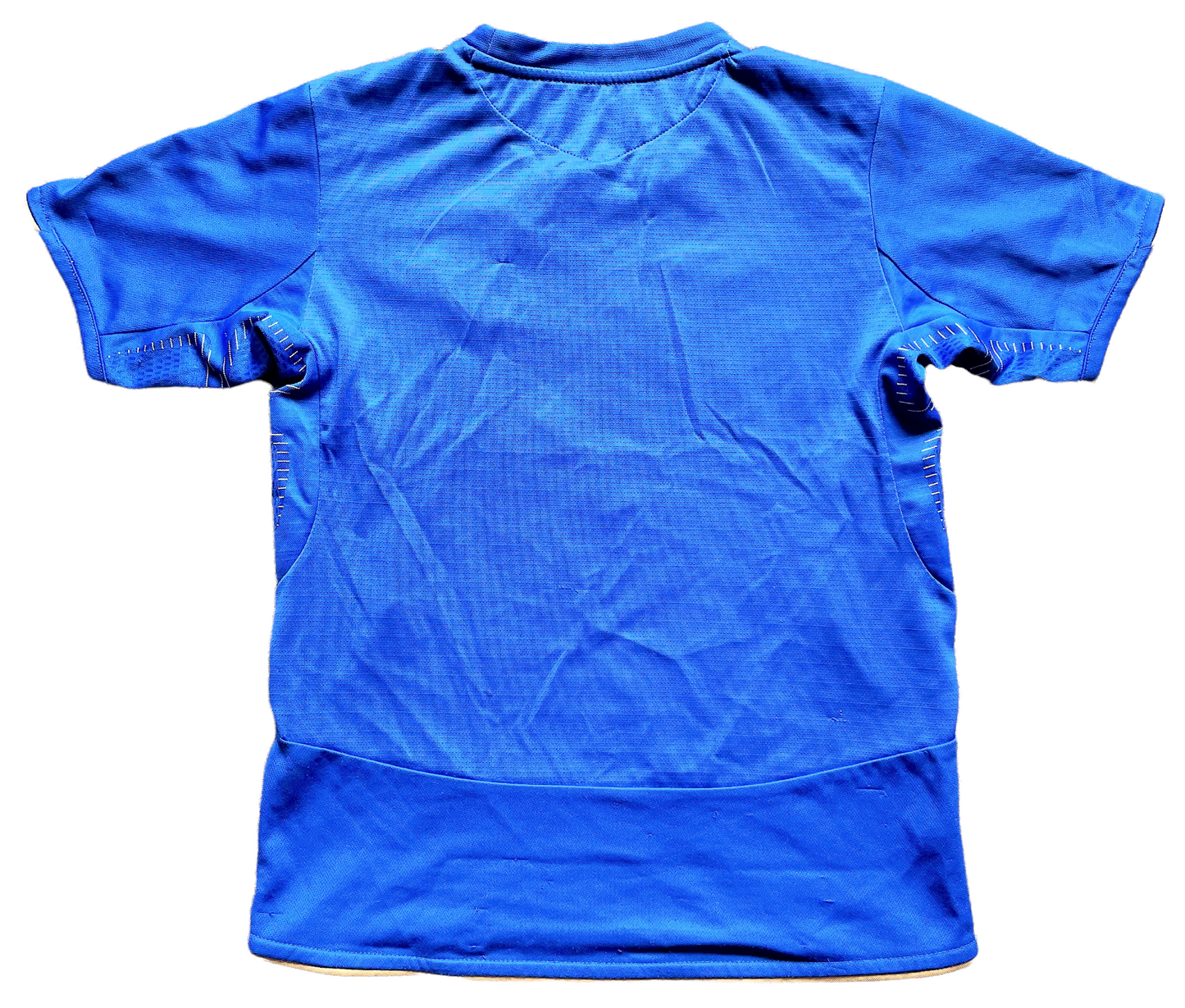 Chelsea Home Shirt 2005 (good) Medium Boys. Height 18 inches