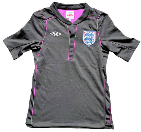 2011 England Home GK Shirt (very good) size on label 134, 4 to 5