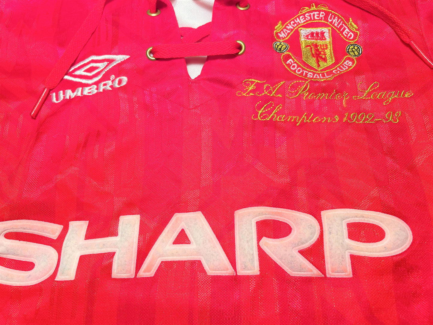 Man United Shirt 1992 (very good) Small Boys. Height 16 inches